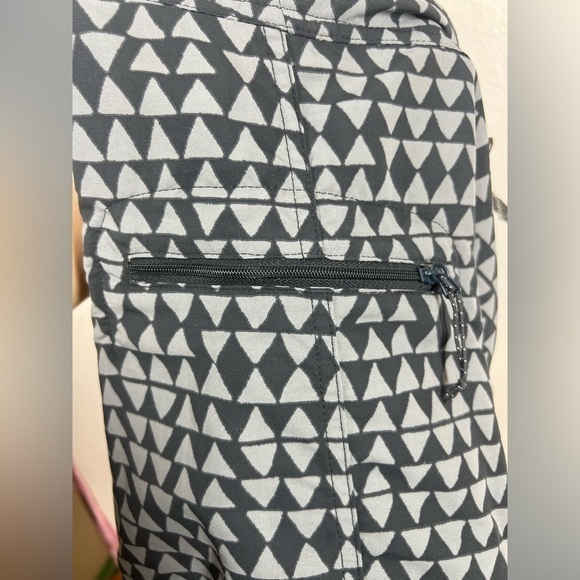 Patagonia Mens Board Shorts Size 32 - Picture 5 of 6